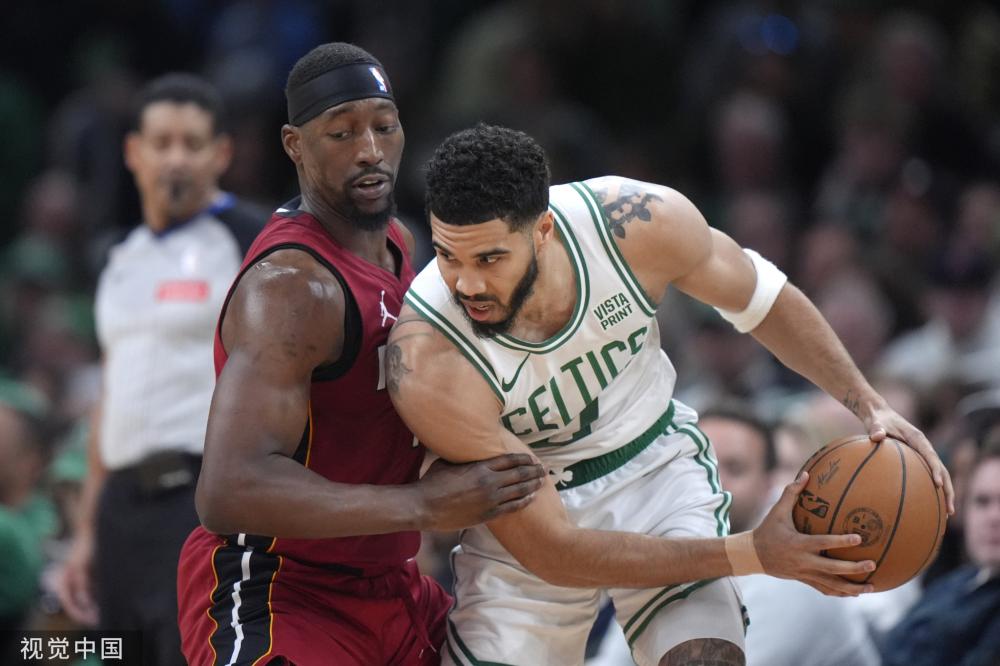 竞技体育中 竞技体育中